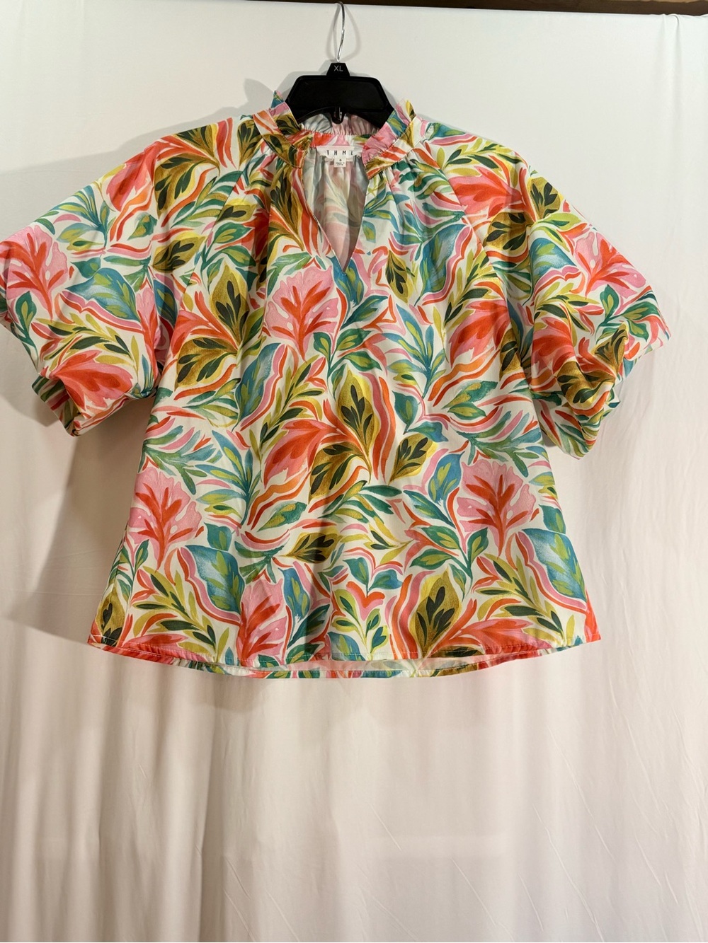 THML Coral & Teal Floral V-Neck Puff Sleeve Blouse